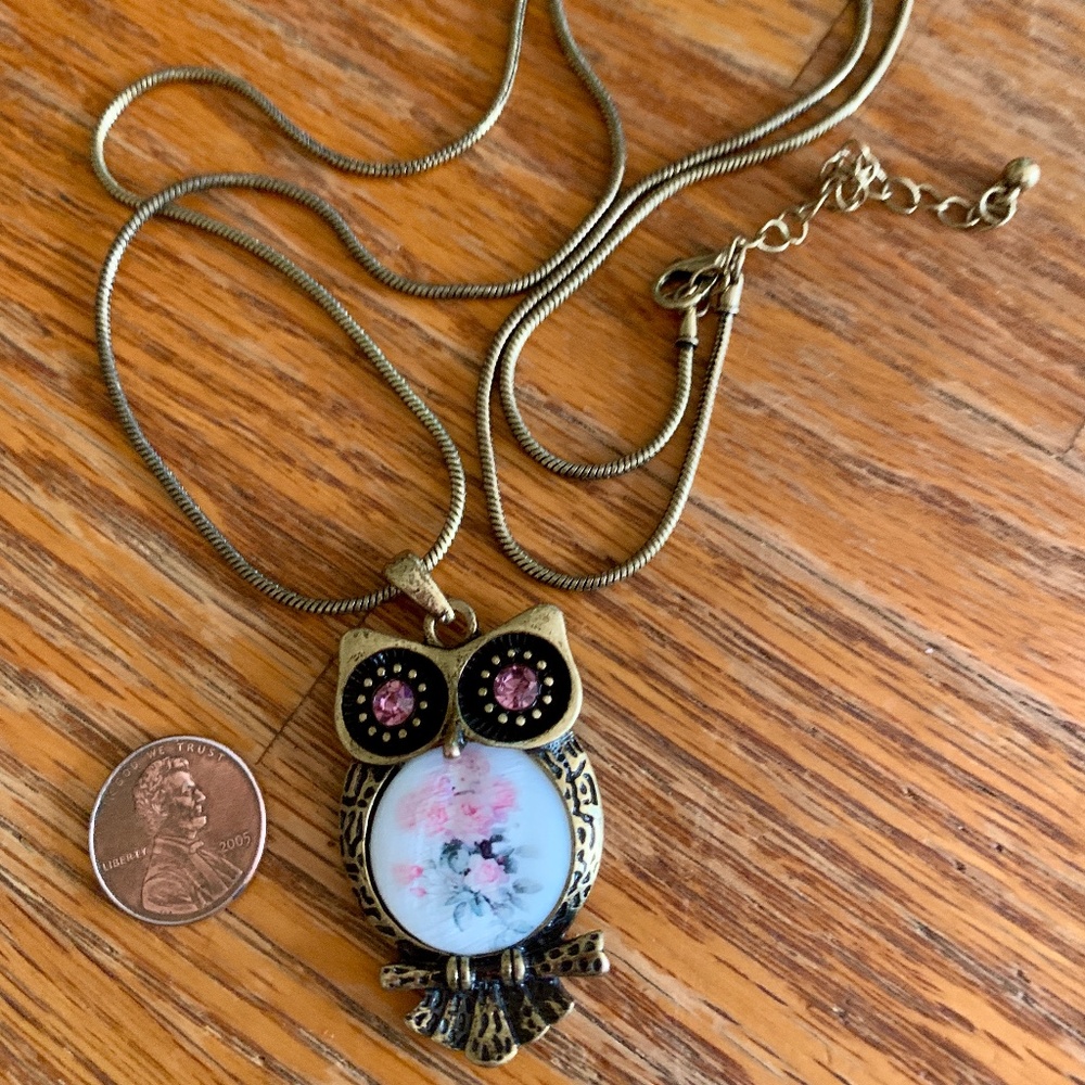Lady Owl Long Chain - Antiqued Pink Crystal Eyes Flower Belly Owl Necklace